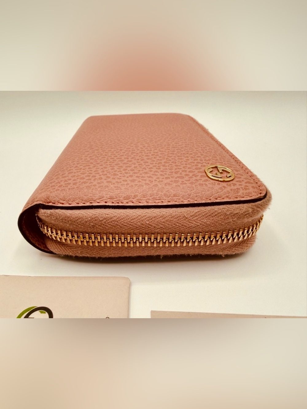 Gucci Interlocking G zip-around wallet - light pink leather + FREE COA! - Picture 8 of 9